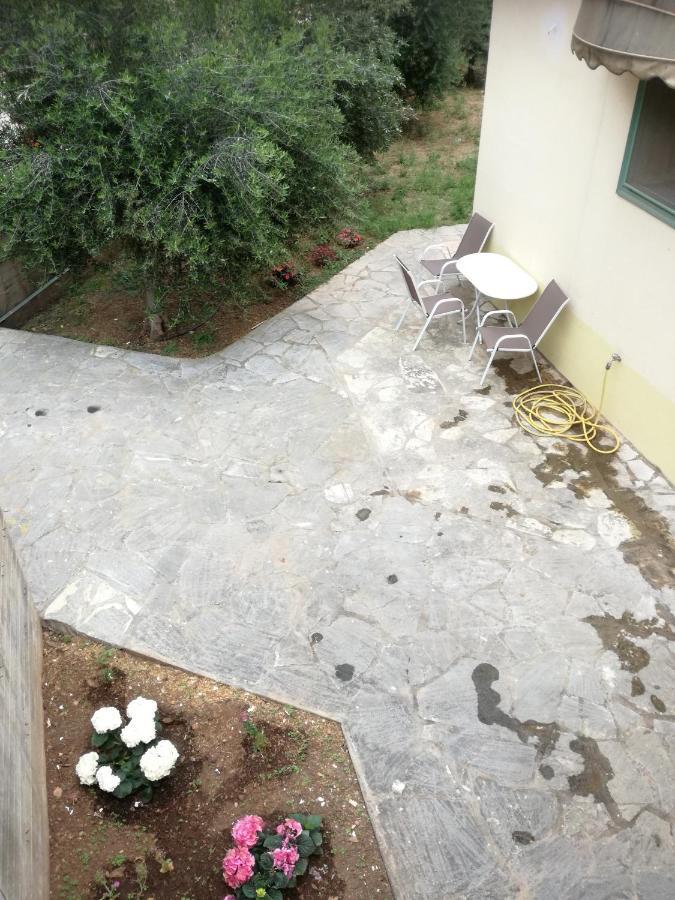The Valkyries 2 Apartment Leonídion Екстериор снимка